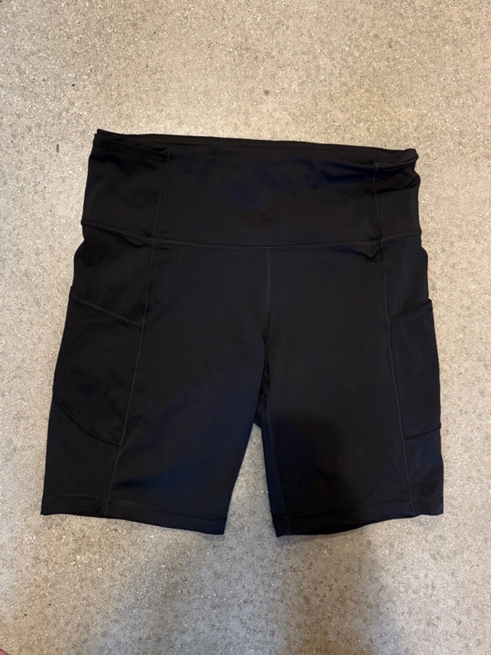 Lululemon Black Biker Shorts | Size 6